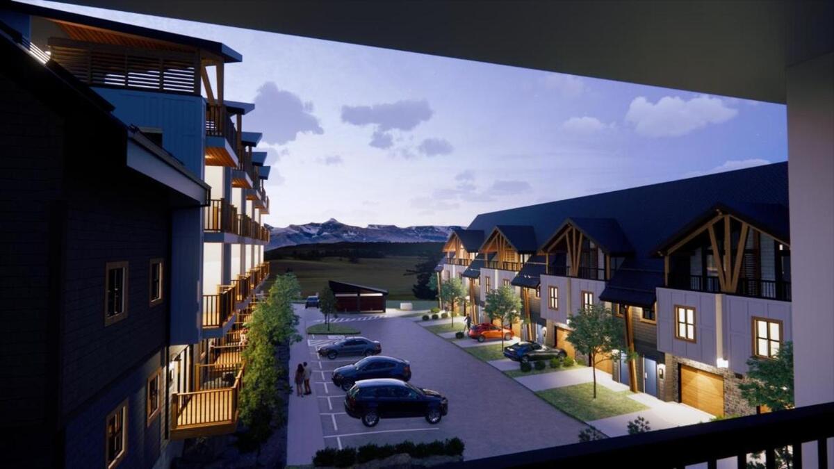 Fl 2br 2ba Hot Tubs Phenomenal Mountain Views * Canmore