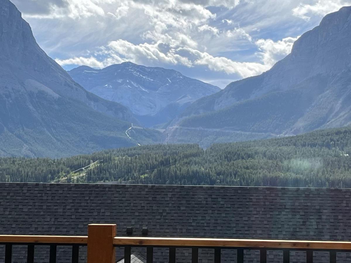 Apartment Fl 2br 2ba Hot Tubs Phenomenal Mountain Views *